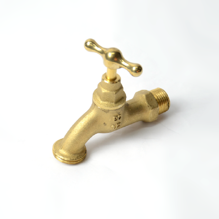 LLAVE DE MANGUERA FORJADO